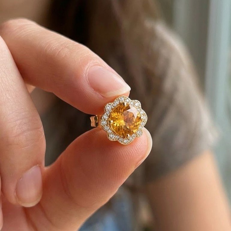 Sunflower Glow | Scalloped Halo Round Stud Earrings - Image 3