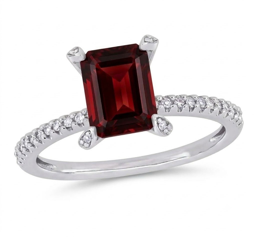 Garnet Emerald-Cut Ring - Image 1