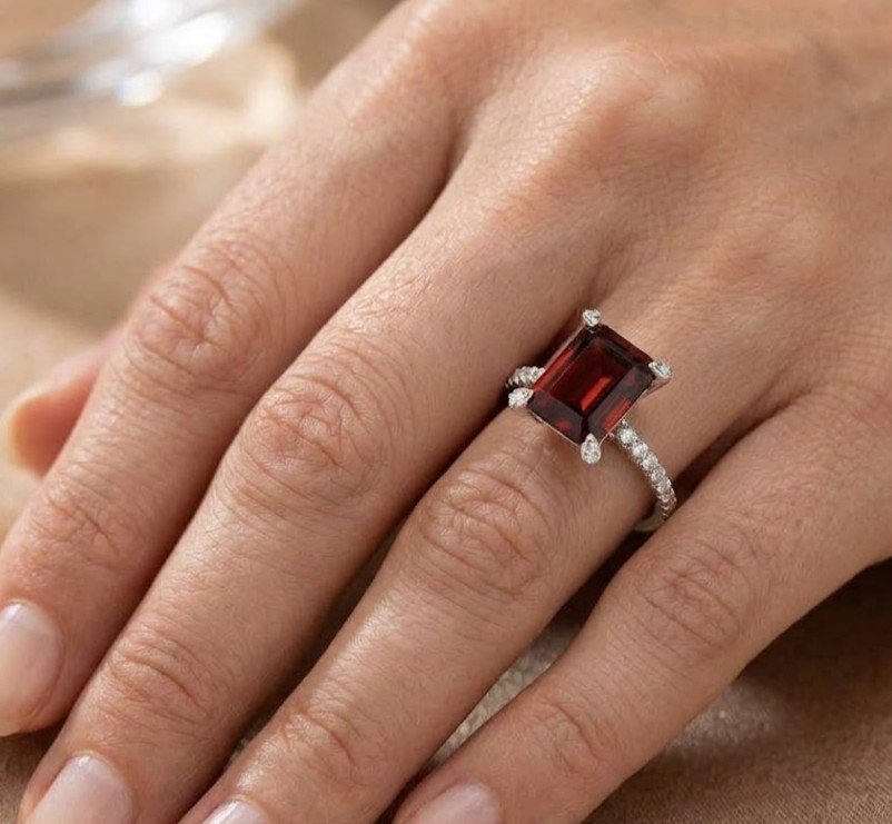 Garnet Emerald-Cut Ring - Image 2