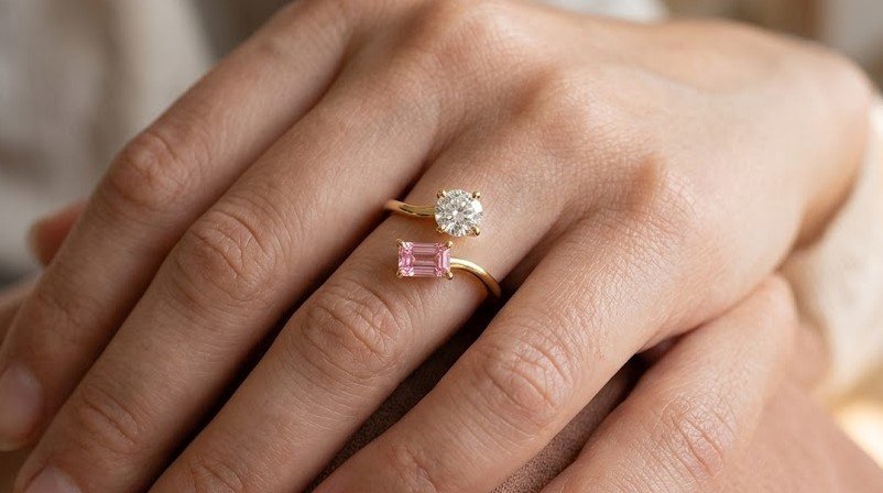 The Duo Solitaire | Round & Emerald Cut stone Open Ring - Image 3